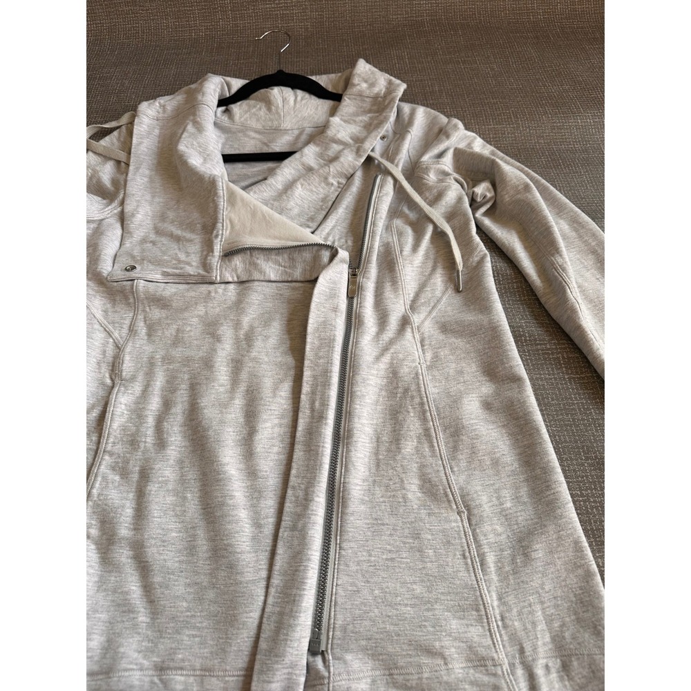 Lululemon Kanto Catch Me Jacket Heathered Grey Asymmetric Zip Size 6 W4AZ6S - Picture 7 of 13
